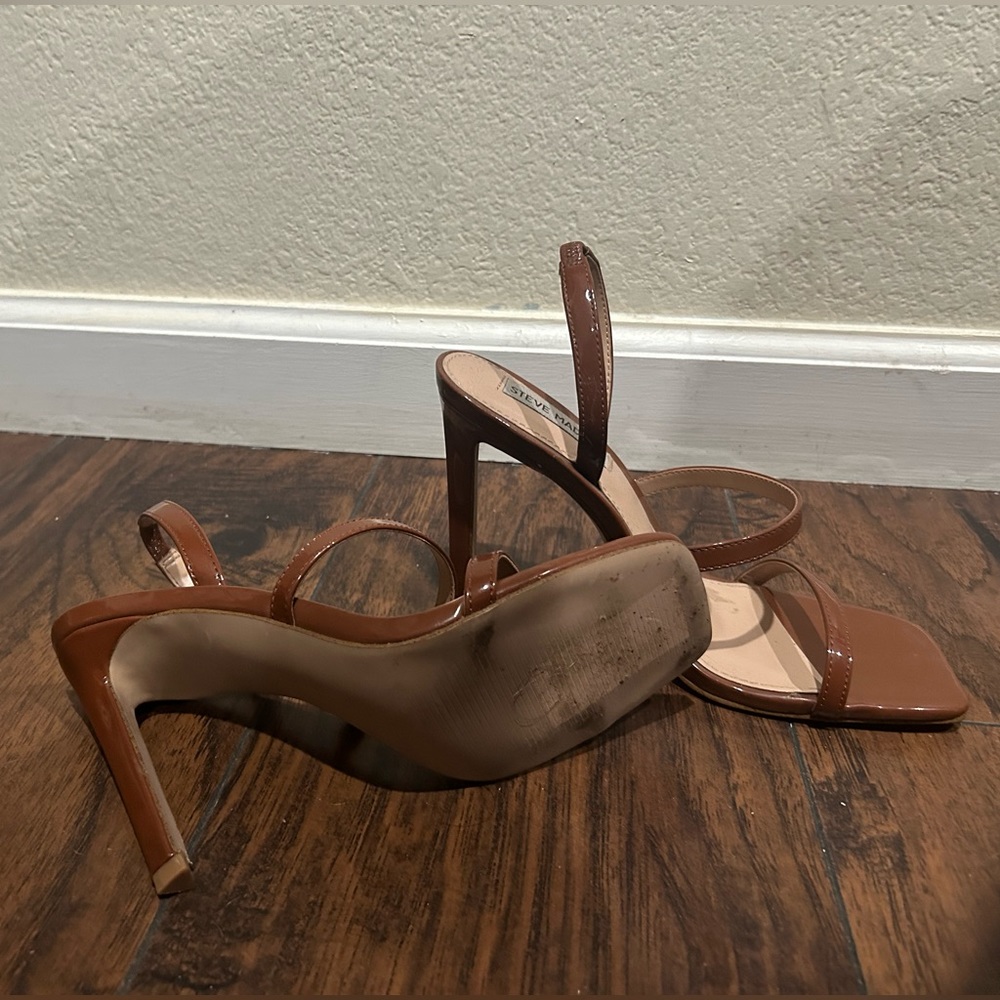Women’s summer heel - Picture 3 of 3